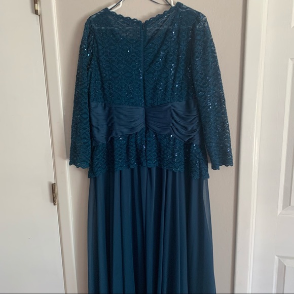 Cachet Sequin Glitter Lace Bodice Mock Two-Piece Gown - Picture 10 of 12